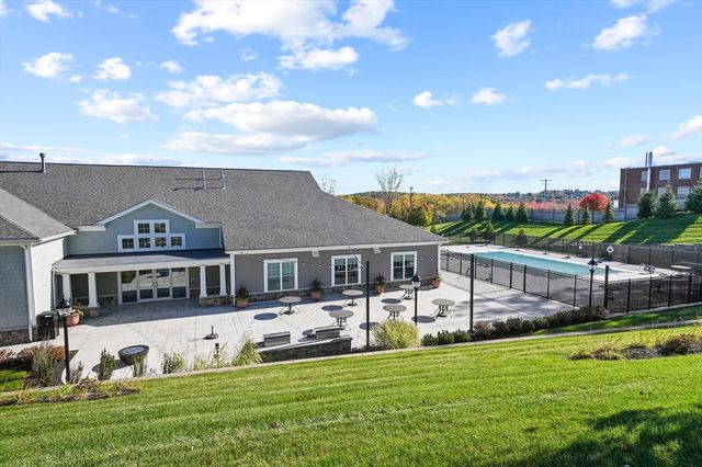 2 Talbot Way 2208, Westborough, MA 01581