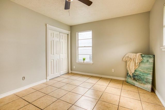 1410 Denver St, Portland, TX 78374