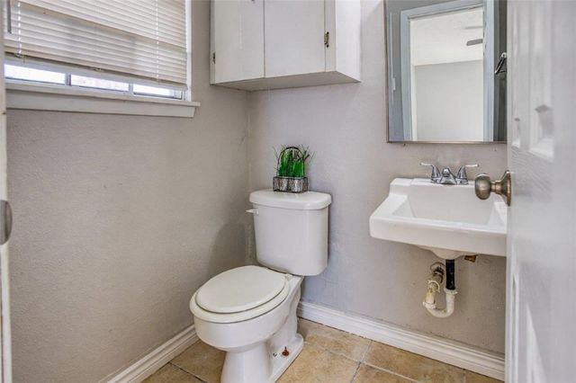 1410 Denver St, Portland, TX 78374