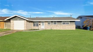 1410 Denver St, Portland, TX 78374