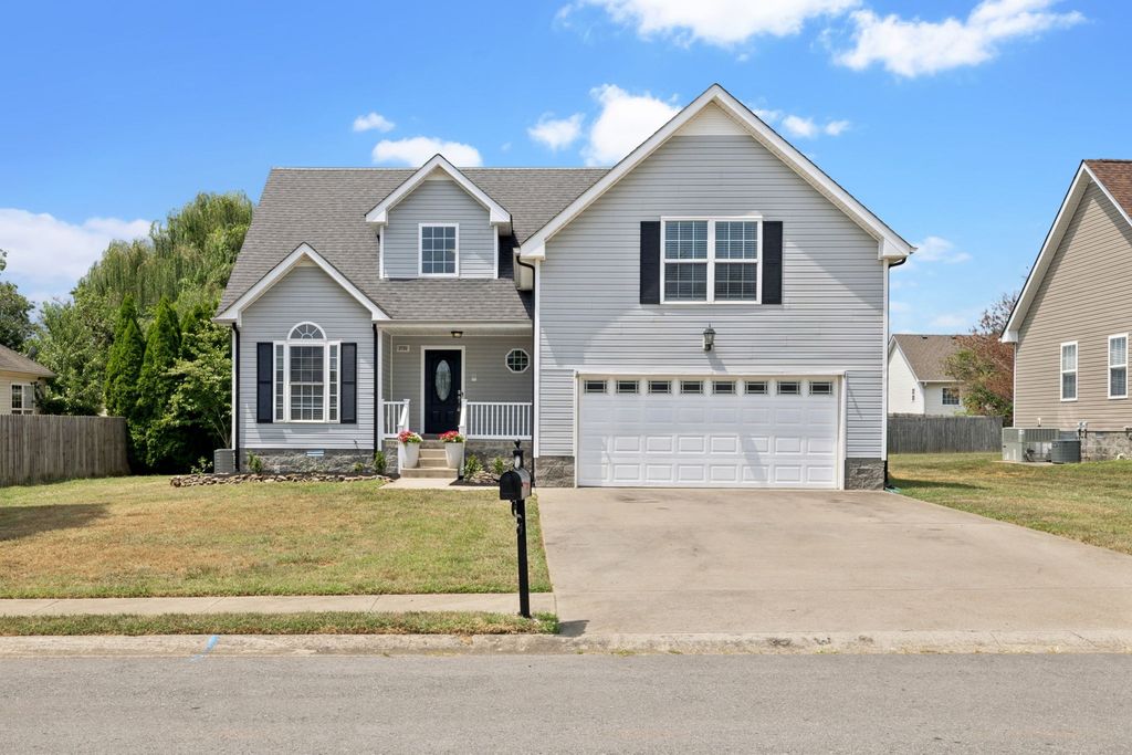 3732 Naples Ct, N, Clarksville, TN 37040