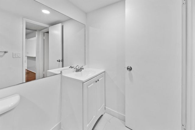 2540 BOUNDBROOK Boulevard 110, Palm Springs, FL 33406