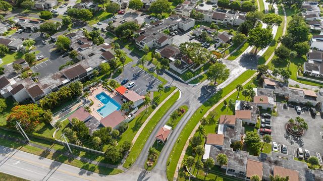 2540 BOUNDBROOK Boulevard 110, Palm Springs, FL 33406