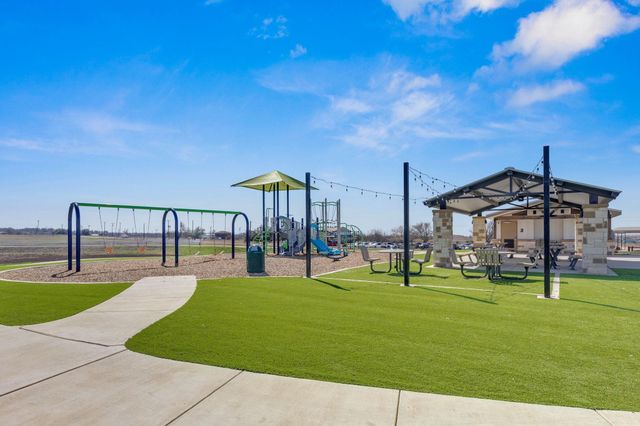 353 Marty Allen LOOP, Jarrell, TX 76537