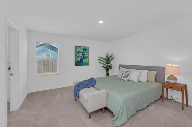 353 Marty Allen LOOP, Jarrell, TX 76537