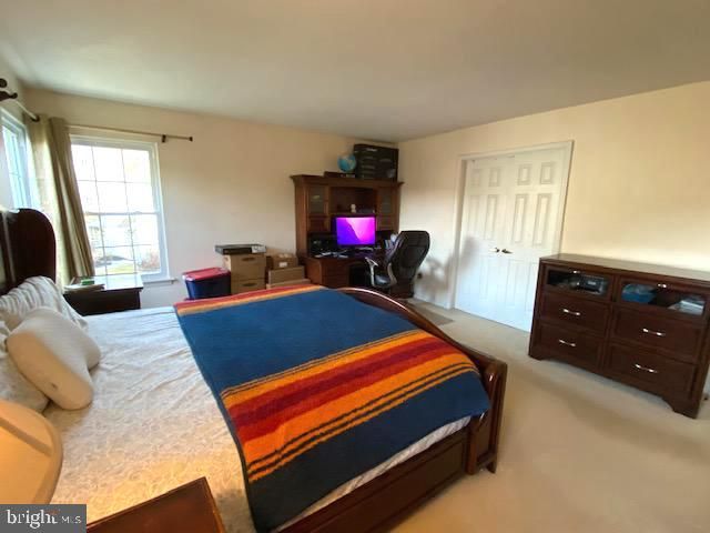 30 CLAVER HILL WAY, Mount Laurel, NJ 08054