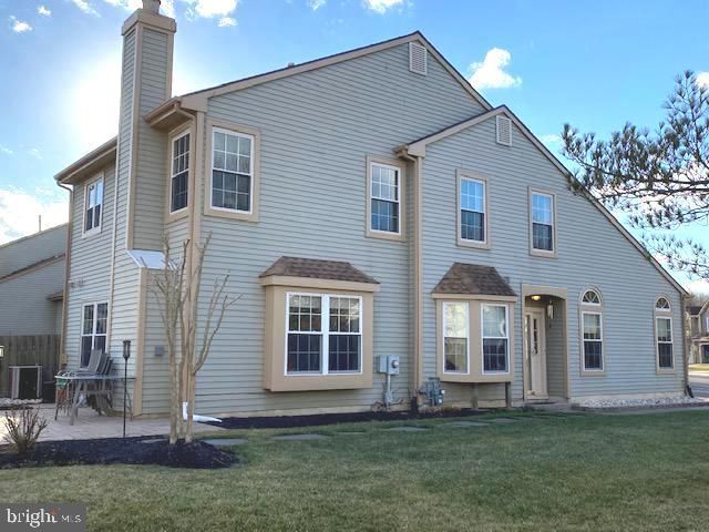 30 CLAVER HILL WAY, Mount Laurel, NJ 08054