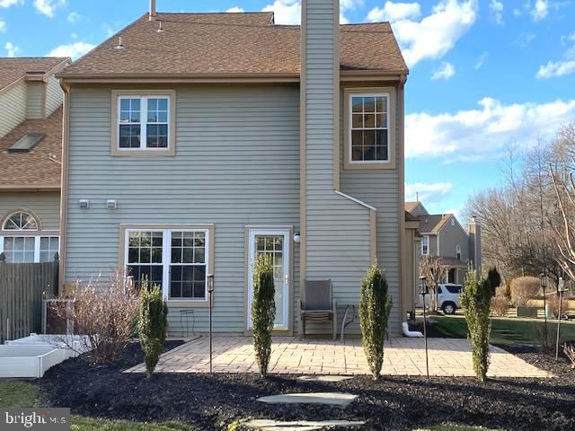30 CLAVER HILL WAY, Mount Laurel, NJ 08054
