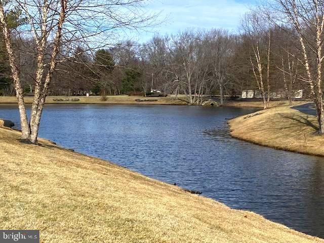 30 CLAVER HILL WAY, Mount Laurel, NJ 08054