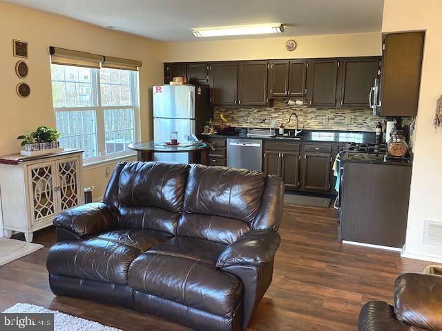 30 CLAVER HILL WAY, Mount Laurel, NJ 08054