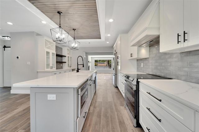 304 ORANGEWOOD AVENUE, Clearwater, FL 33755