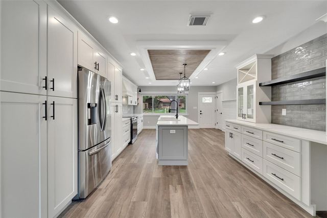 304 ORANGEWOOD AVENUE, Clearwater, FL 33755