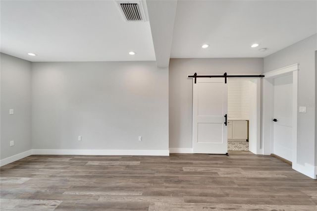 304 ORANGEWOOD AVENUE, Clearwater, FL 33755