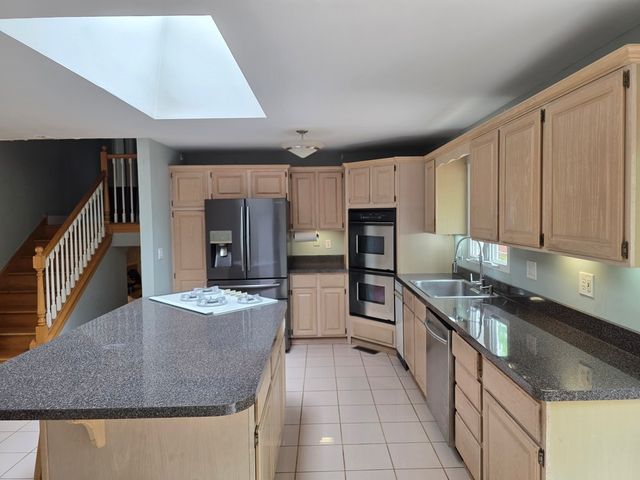 5787 N Clifford Avenue, Chicago, IL 60646