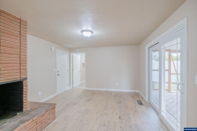 562 Connecticut Av SE, Salem, OR 97317