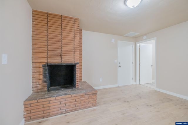 562 Connecticut Av SE, Salem, OR 97317