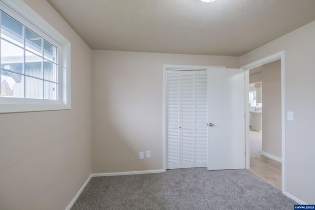 562 Connecticut Av SE, Salem, OR 97317