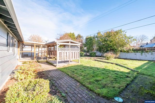 562 Connecticut Av SE, Salem, OR 97317