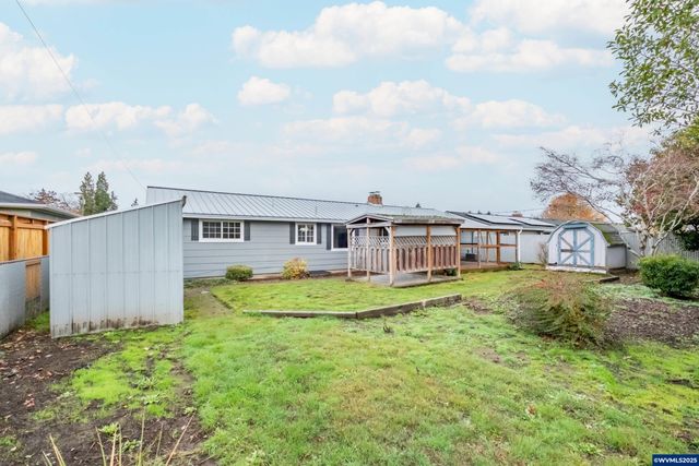 562 Connecticut Av SE, Salem, OR 97317