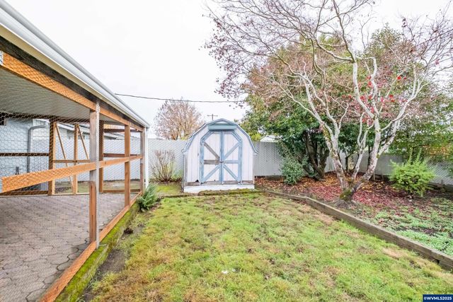 562 Connecticut Av SE, Salem, OR 97317