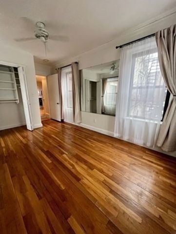 199 Salem St 3, Boston, MA 02113