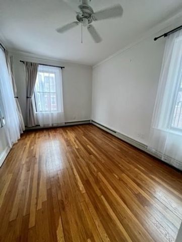 199 Salem St 3, Boston, MA 02113