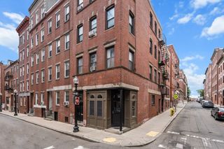 199 Salem St 3, Boston, MA 02113