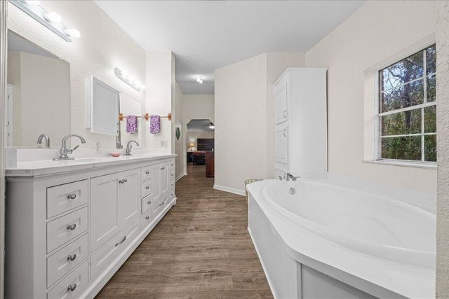 5098 E HIGHWAY 316, Citra, FL 32113