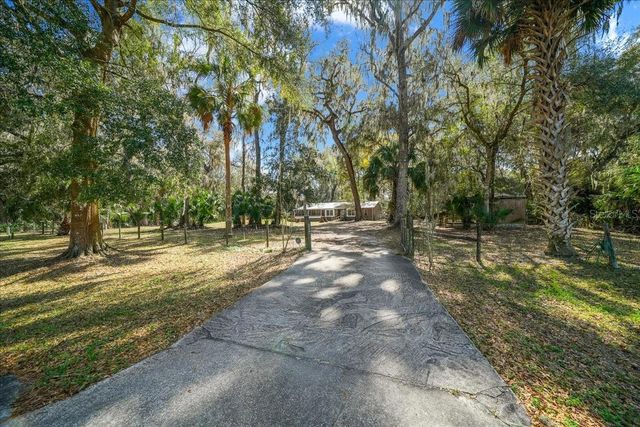 5098 E HIGHWAY 316, Citra, FL 32113