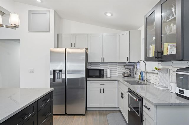 4040 S SANFORD AVENUE, Sanford, FL 32773