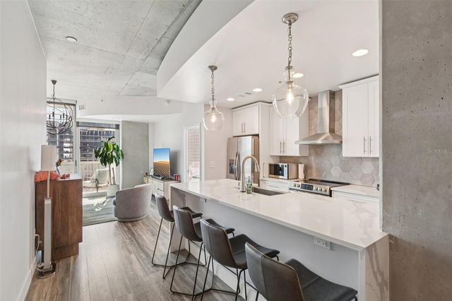 777 N ASHLEY DRIVE 1612, Tampa, FL 33602