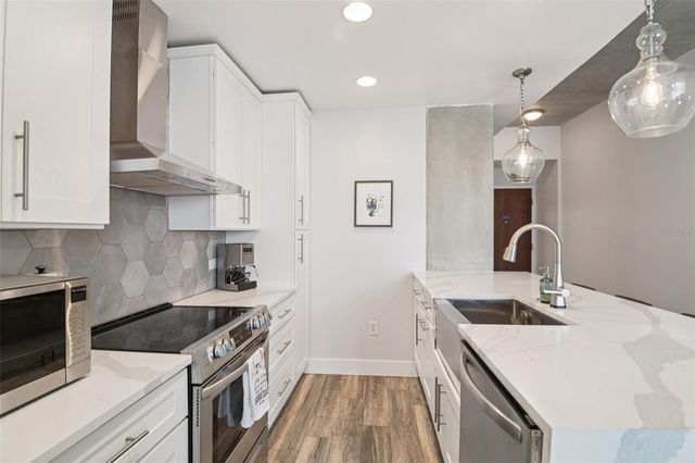 777 N ASHLEY DRIVE 1612, Tampa, FL 33602