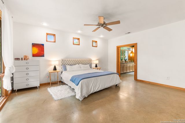 317-1 Saddle Mountain, Boerne, TX 78006