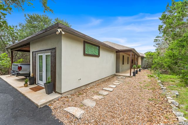 317-1 Saddle Mountain, Boerne, TX 78006