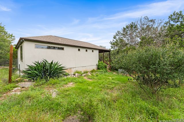 317-1 Saddle Mountain, Boerne, TX 78006