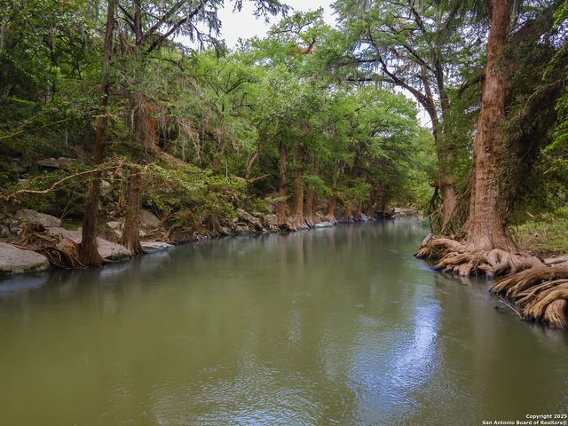 317-1 Saddle Mountain, Boerne, TX 78006