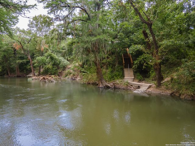 317-1 Saddle Mountain, Boerne, TX 78006