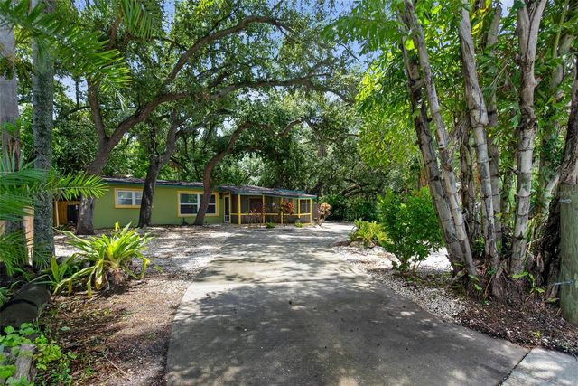 6270 62ND AVENUE N, Pinellas Park, FL 33781