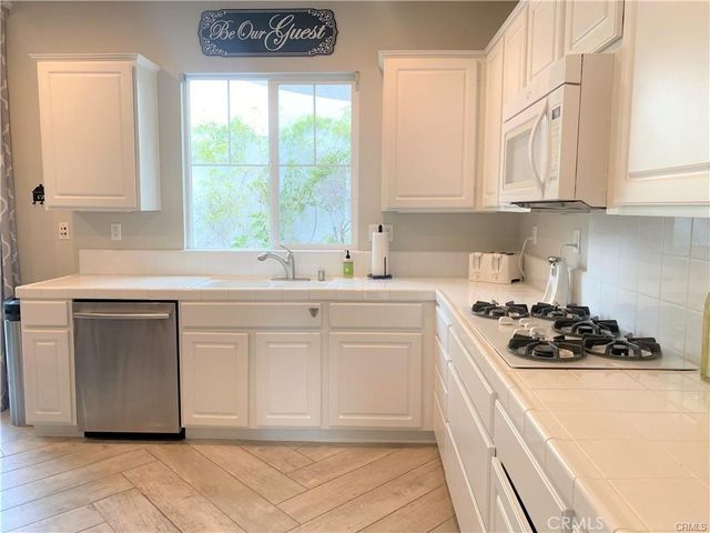 23 Bedstraw Loop, Ladera Ranch, CA 92694