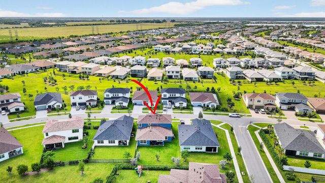 19113 Croft Mill Crossing, Loxahatchee, FL 33470