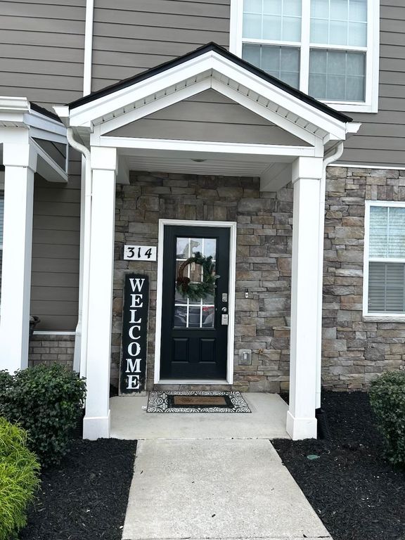 314 Carr Ln, Lebanon, TN 37087