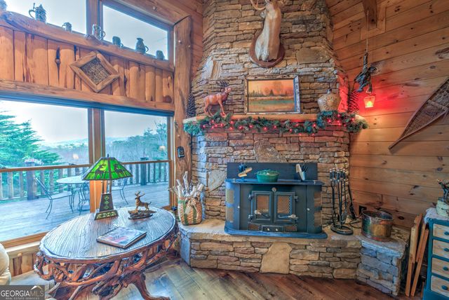 5232 CROW CREEK Road, Lakemont, GA 30552