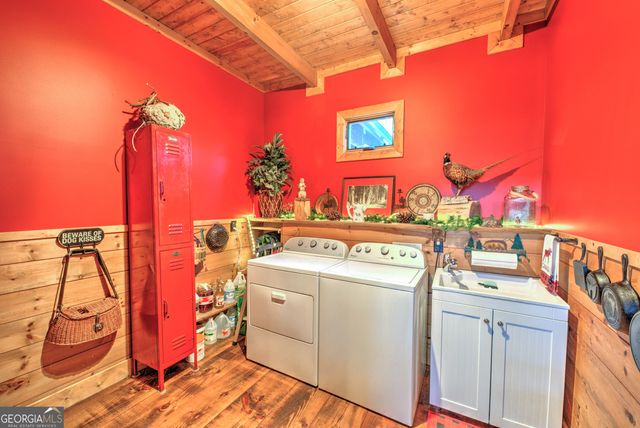 5232 CROW CREEK Road, Lakemont, GA 30552