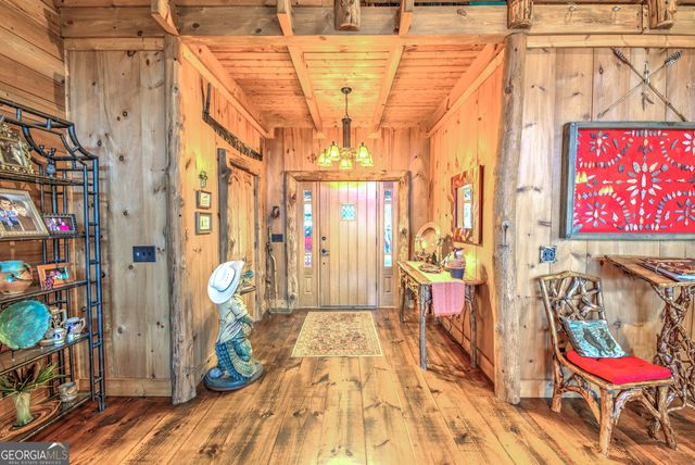 5232 CROW CREEK Road, Lakemont, GA 30552