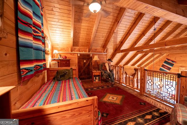 5232 CROW CREEK Road, Lakemont, GA 30552