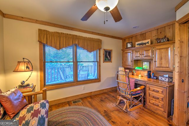 5232 CROW CREEK Road, Lakemont, GA 30552