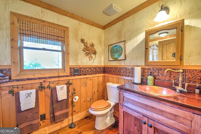 5232 CROW CREEK Road, Lakemont, GA 30552