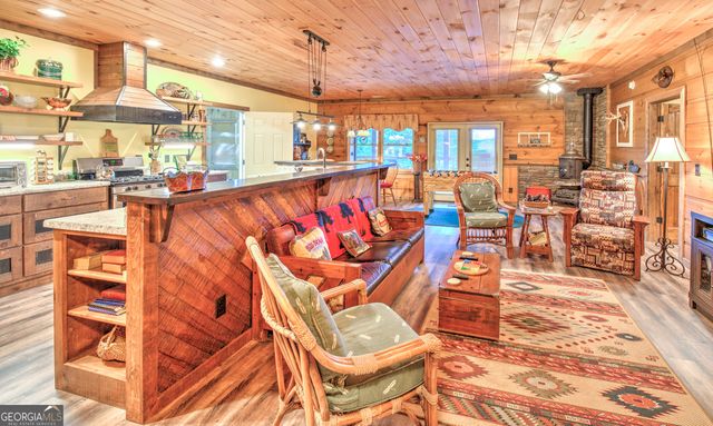 5232 CROW CREEK Road, Lakemont, GA 30552