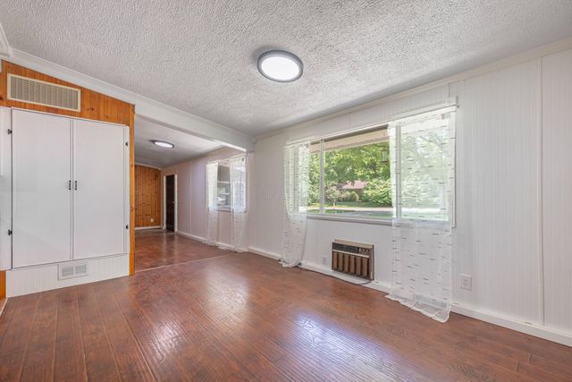 2617 Shadycrest Drive, Dayton, OH 45431