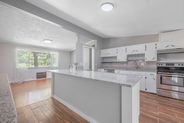 2617 Shadycrest Drive, Dayton, OH 45431